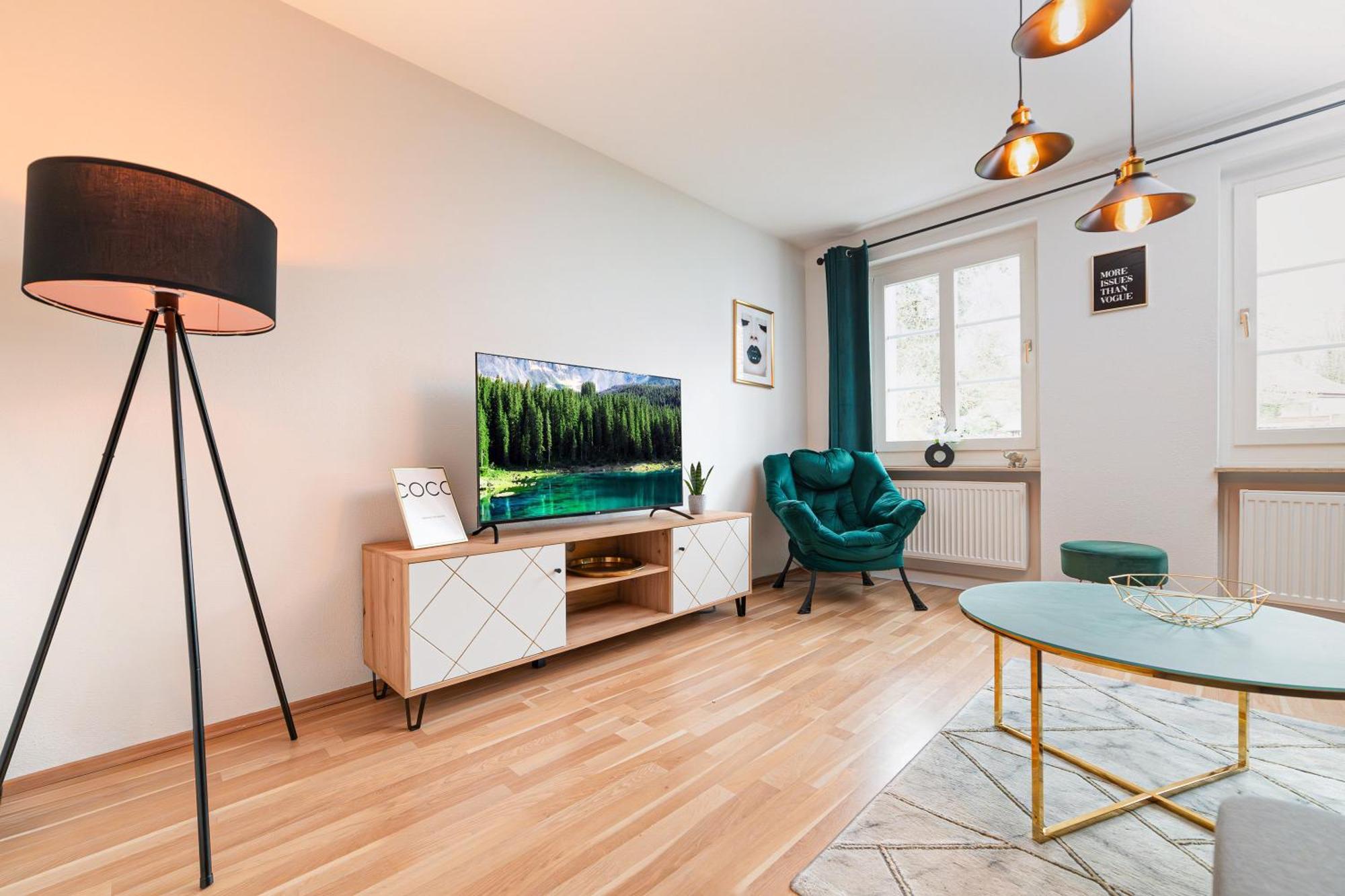 Smart Home - Wuppertal - Perfect For 6 Guests - Central - Netflix - Schwebebahn - Free Parking Zone Buitenkant foto