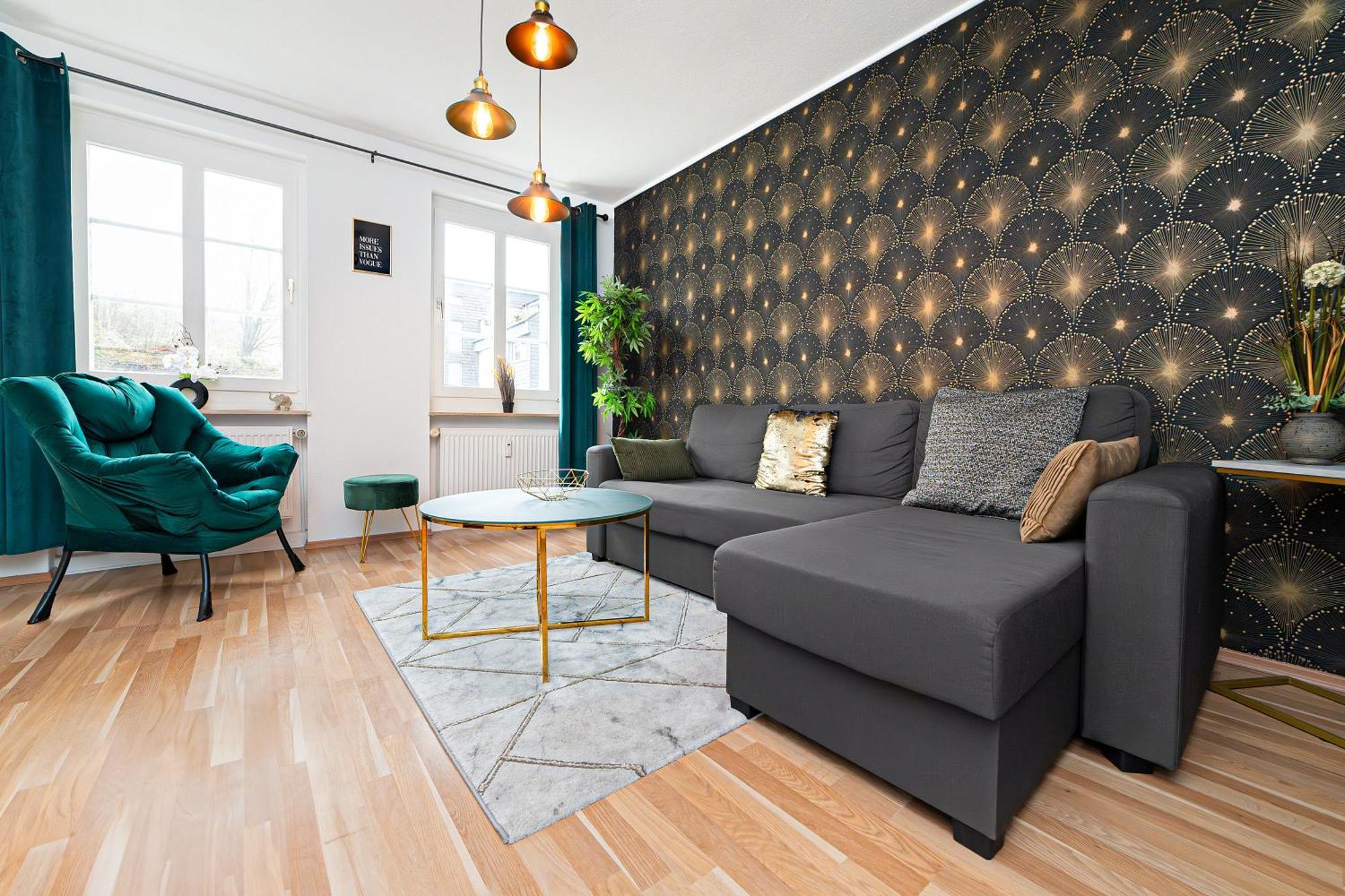 Smart Home - Wuppertal - Perfect For 6 Guests - Central - Netflix - Schwebebahn - Free Parking Zone Buitenkant foto