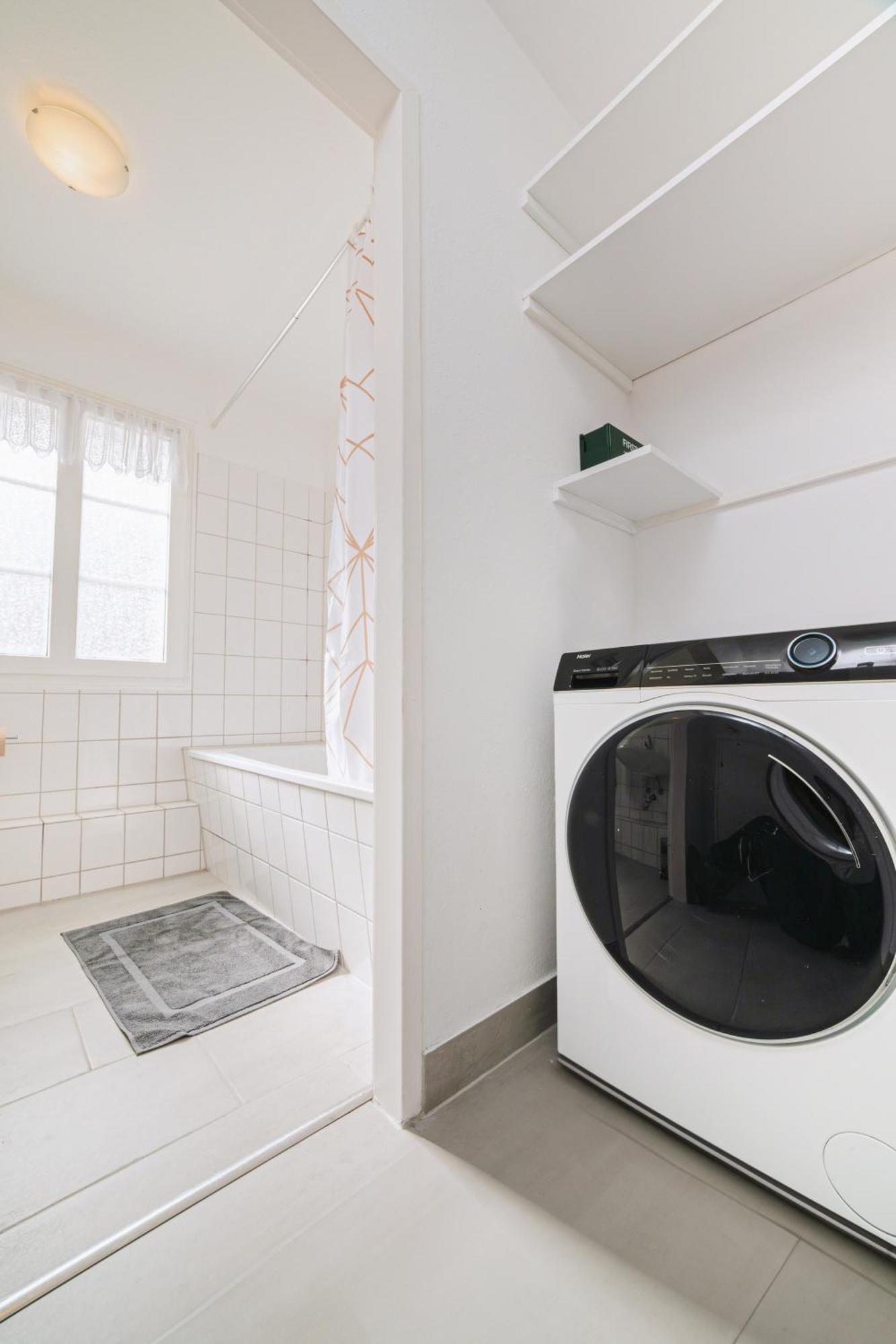 Smart Home - Wuppertal - Perfect For 6 Guests - Central - Netflix - Schwebebahn - Free Parking Zone Buitenkant foto